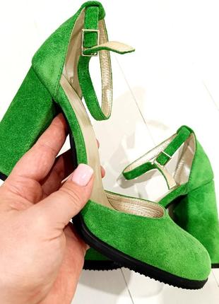 Замшевые зеленые туфли3 фото