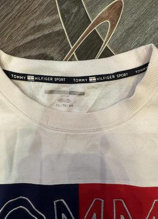 Свитшот от tommy hilfiger оригинал4 фото