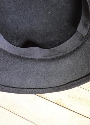 Женская фетровая шляпка, черная шляпа из фетра с лентой и цветком 54 р6 фото