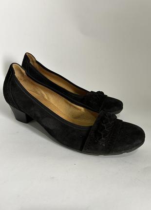 Жіночі туфлі від gabor