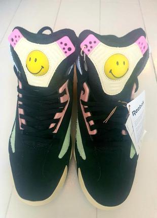 Reebok shaq нові жіночі оригінальні кросівки шкіра замша чорні кольорові 39-39.58 фото