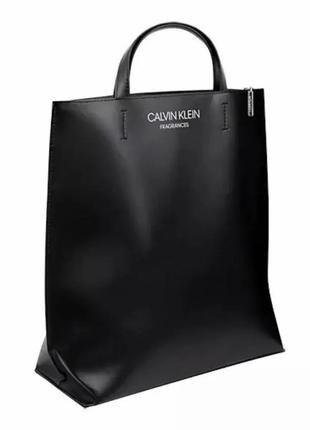 Черная сумка шоппер calvin klein