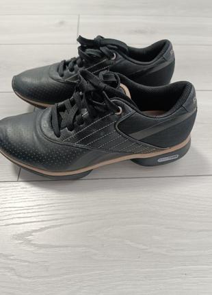 Жіночі кросівки reebok easy tone2 фото