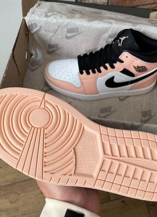 Жіночі кросівки найк аір джордан 1 ретро / nike air jordan 1 retro mid pink quartz8 фото