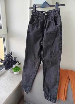 Фирменные джинсы бойфренды мом черные, xs-s4 фото