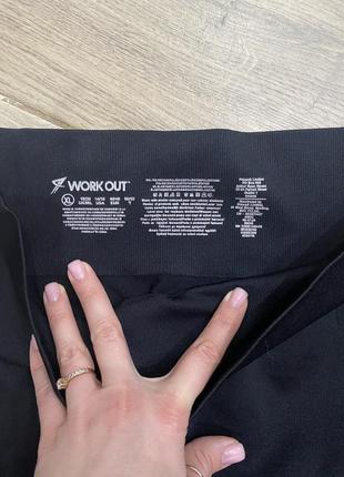 Женские спортивные штаны лосины черного цвета3 фото