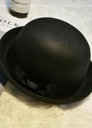 Фетровий капелюх жіночий казанок з бантиком чорна