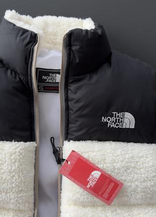 Жилетка чоловіча хутряна the north face весняна осіння безрукавка на овчині зе норт фейс чорна