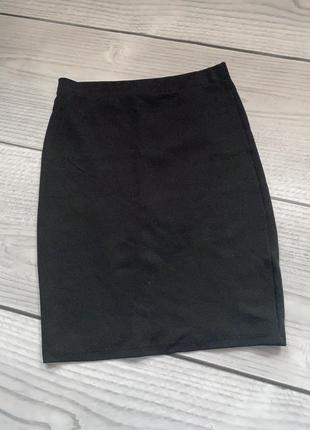 Базовая черная юбка юбка классика карандаш тренд бренд y2k