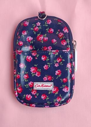 Чехол для телефона от cath kidston.1 фото