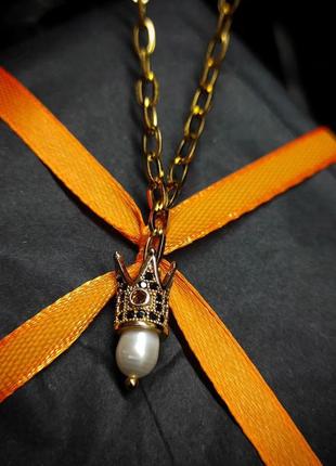 Ожерелье с короной и жемчужиной