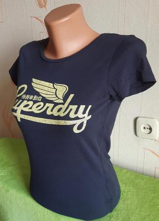 Стильна футболка темно-синього кольору superdry made in turkey, оригінал, блискавичне надсилання2 фото