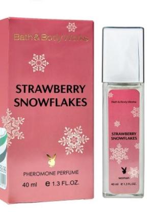 Bath & body works strawberry snowflakes