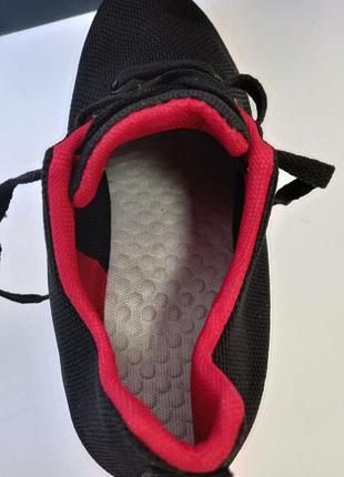 Кросівки чоловічі чорні з червоним з білою підошвою текстильні стильні весна літо 2024 ш032310356 фото