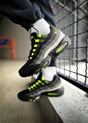 Чоловічі кросівки найк аір макс 95 / nike air max 95 "black grey neon"6 фото