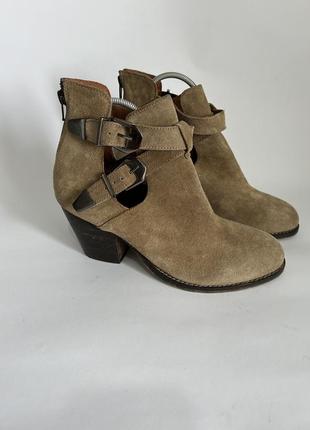 Женские ботинки-колбойки sole diva