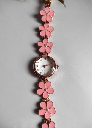 Неймовірно гарний і ніжний годинник з квітами 🌸2 фото