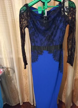 Платье женское,новое, очень красивое. объем груди-90см,талия-70см.