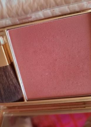 Румяна estee lauder pure color blush 05 pink ingenue