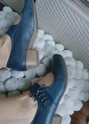 Кожаные туфли на низком каблуке мэри джейн синие лодочки4 фото