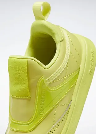 Детские кроссовки reebok club c iii slip on shoes light green color7 фото