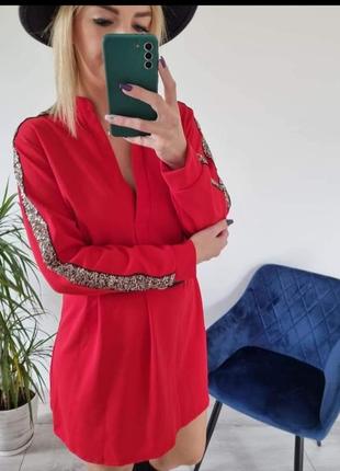 Стильное платье