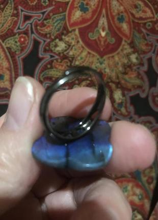 Серебряное кольцо кольцо: лабрадор, адуляр, мелкие сапфиры8 фото