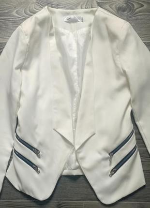 Стильный белый пиджак2 фото