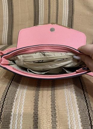 Женская сумка розового цвета3 фото
