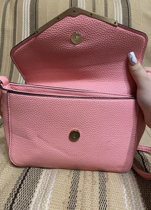 Женская сумка розового цвета2 фото