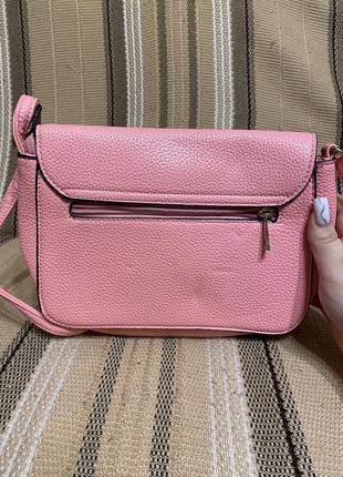 Женская сумка розового цвета4 фото