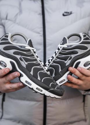 Мужские кроссовки серые nike air max tn