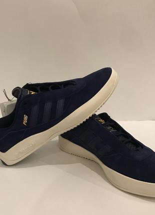 Кроссовки adidas puig