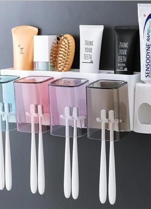 Настінний органайзер у ванну кімнату — тримач зубних щіток і з отворами для зберігання приладдя