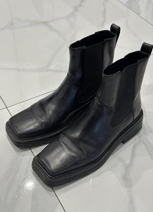 Кожаные ботинки vagabond shoemakers eyra женские цвет черный каблук блок7 фото