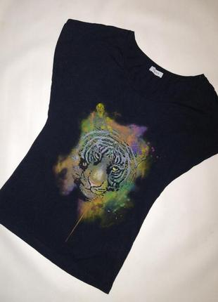 Черна футболка різнокольоровий тигр