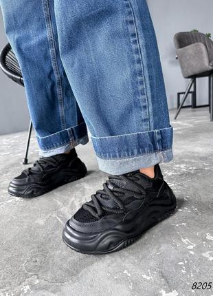 Натуральные кожаные черные кеды - кроссовки с текстильными вставками на высокой подошве