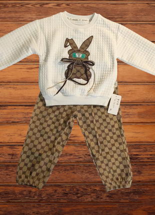 Модный детский костюм, костюм с зайчиком2 фото