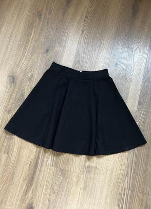 Клешная юбка на талию. черная h&amp;m s8 фото