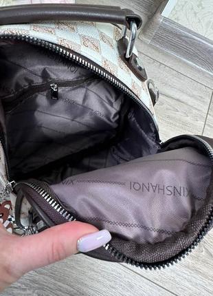 Женский шикарный и качественный рюкзак сумка для девушек из эко кожи беж4 фото