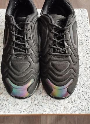 Кросівки чорні жіночі