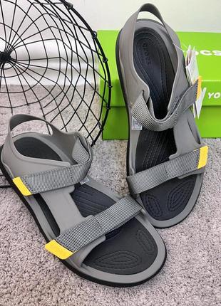 Чоловічі сандалі crocs mens swiftwater expedition sandal slate grey/black сірі