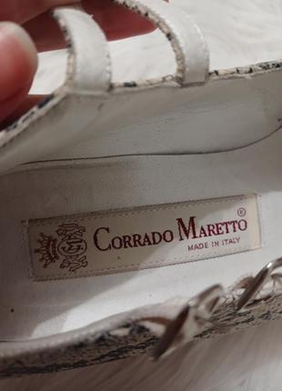 Женские кожаные туфли в змеиный принт corrado maretto 38,5 p9 фото