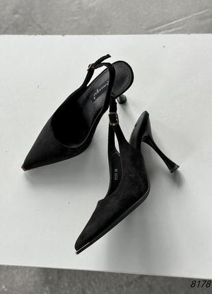 Женские черные туфли на каблуке острым носком,экозамша,базовые  36,37,38,39
