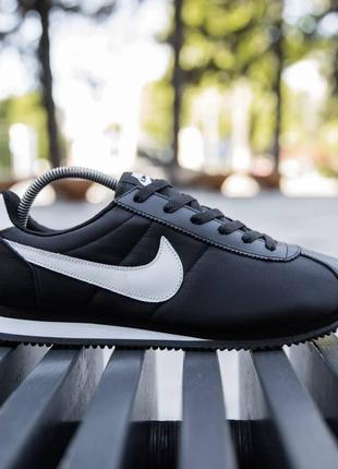 Чорные белые олд скальные кроссовки nike cortez кеды с пеной old school