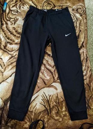 Штани nike therma-fit оригінал 23року3 фото