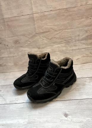 Зимові черевики на хутрі замшеві натуральна замша на шнурках кросівки1 фото