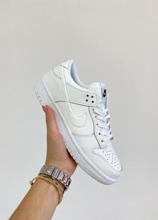 Nike dunk low white