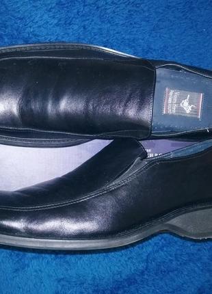 Шкіряні туфлі