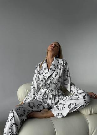Костюм 2 в 1 - жіночий домашній комплект халат шаль + штани шовк / пижама женская на запах в принт3 фото
